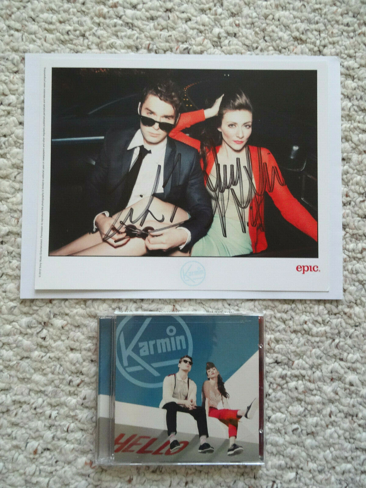 Signed / Autographed Karmin Promo 8x10 Photo W/ Cd Brokenhearted Pulses Coa